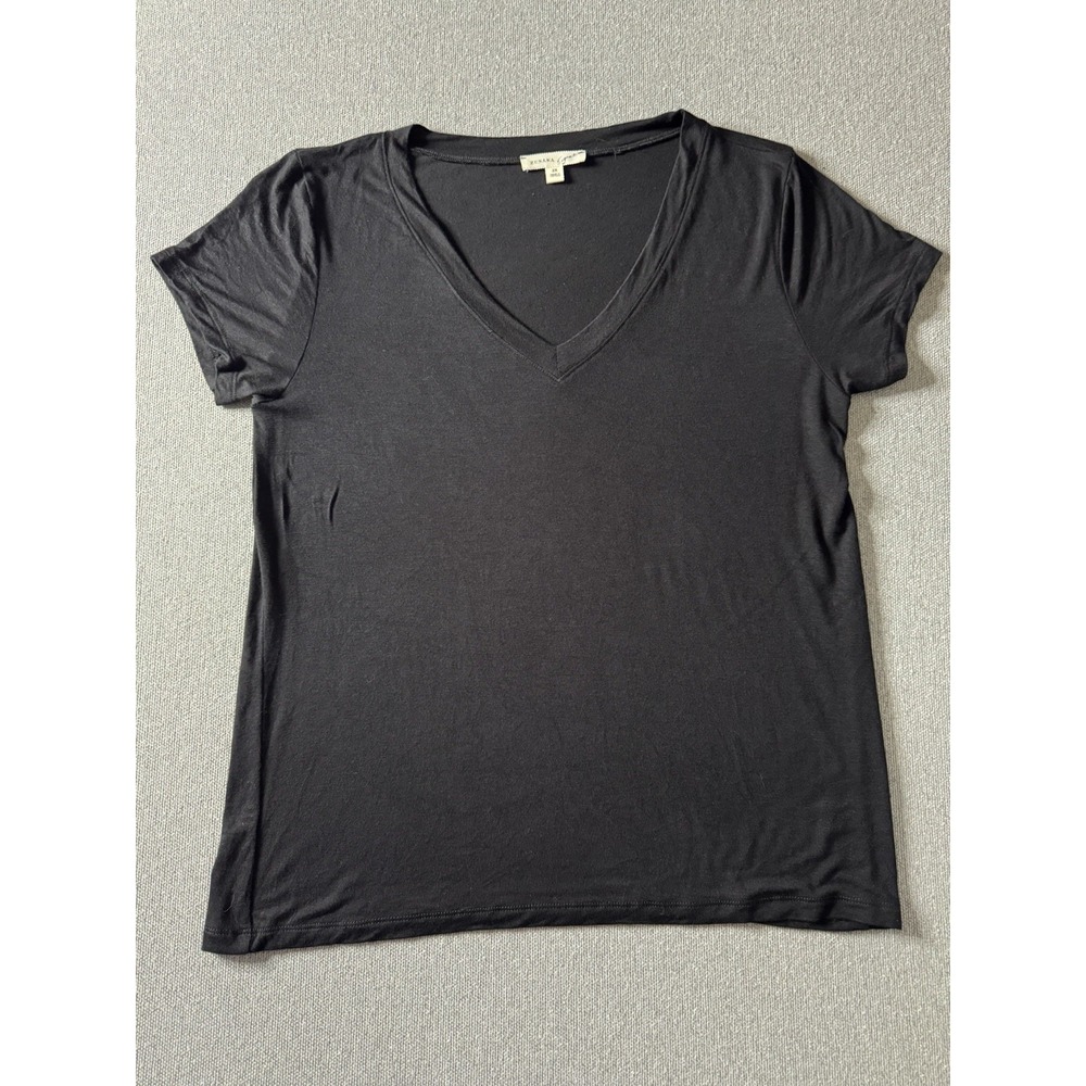 Zenana Signature Women's Black‎ V-neck Short Sleeve Shirt 2X Cotton
